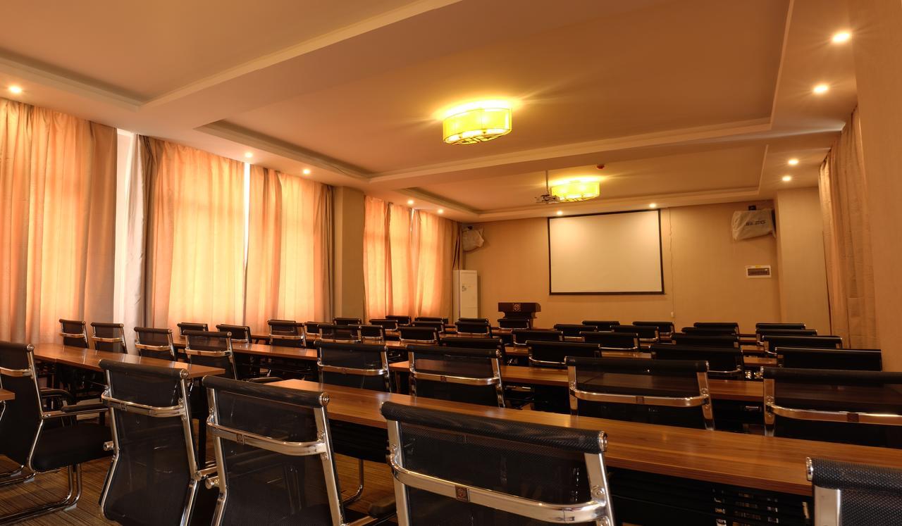 Dmall Hotel Kigali Exterior photo